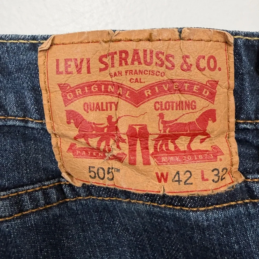 Levis 505 Regular Fit Dark Wash Straight Leg Denim‎ Jeans Mens 42x32 Blue